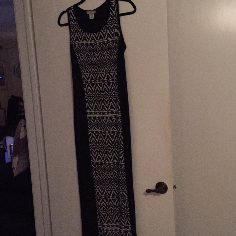 B&W Maxi Dress - never worn